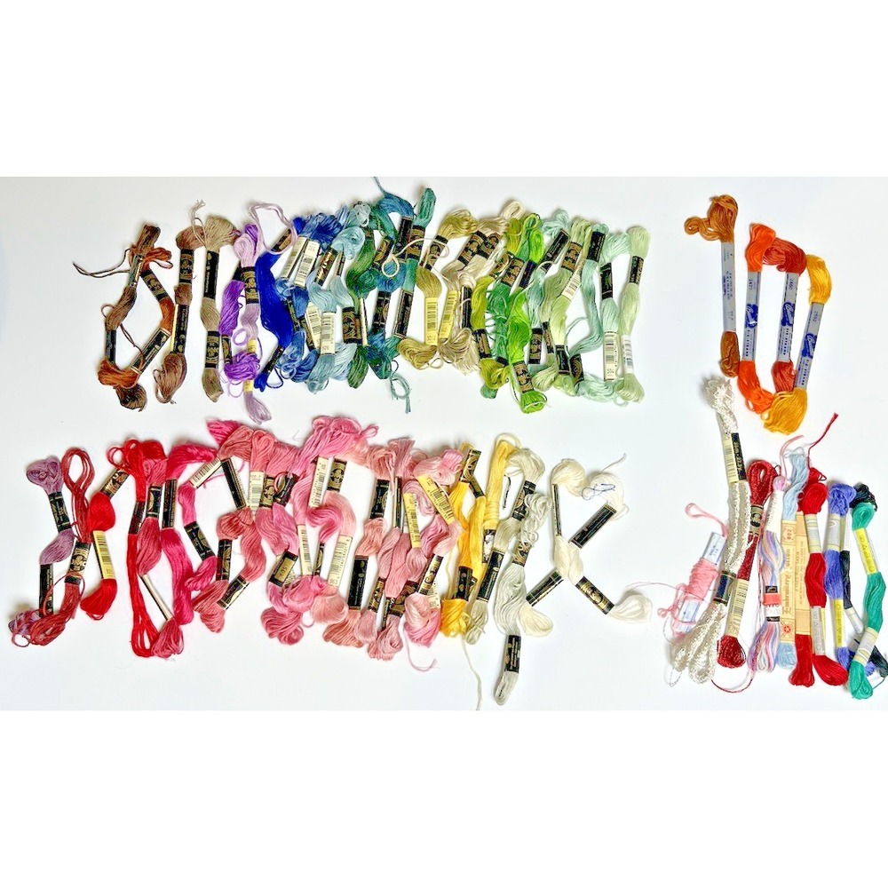 LOT 70 SKEINS EMBROIDERY FLOSS THREAD Various Colors MOSTLY DMC